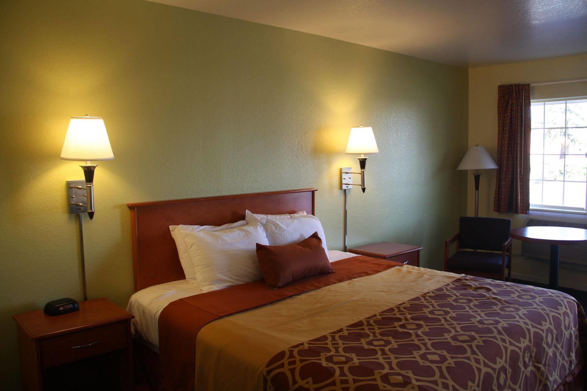 Americas Best Value Inn Santa Rosa Exterior foto